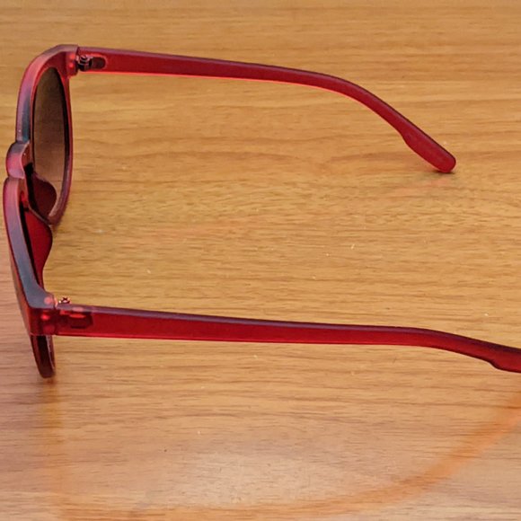 Fashion Sunglasses #121💥PRICE DROP💥 - Picture 8 of 9